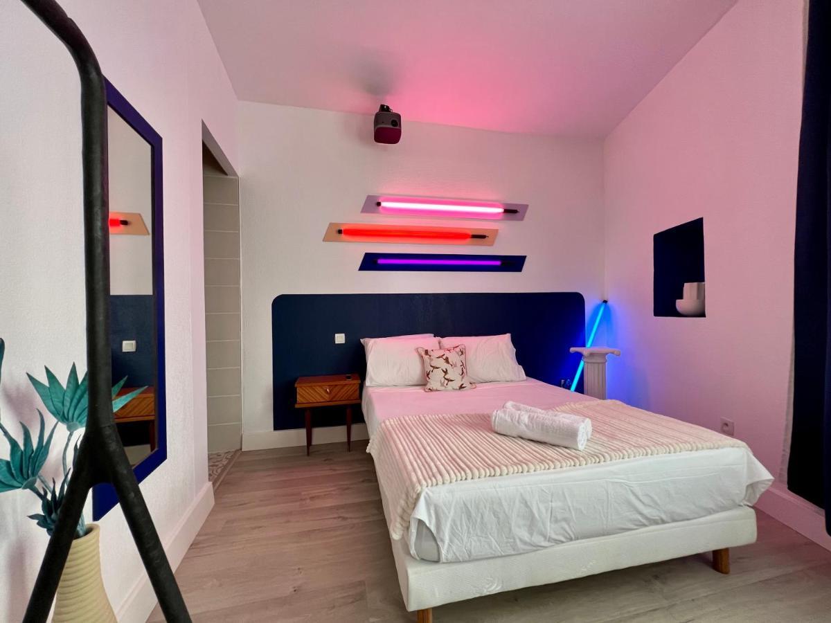 Roma Reva: Design Et Home Cinema Nîmes Exteriér fotografie