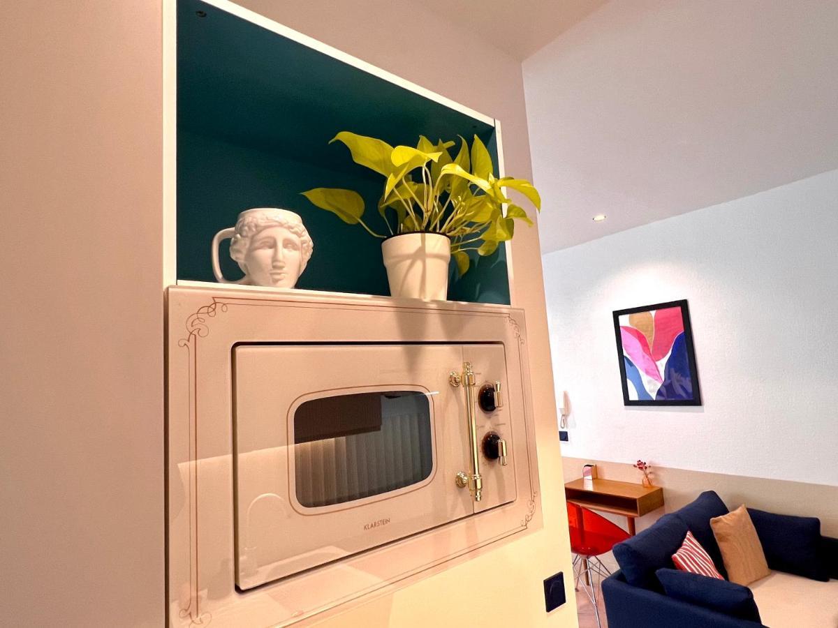 Roma Reva: Design Et Home Cinema Nîmes Exteriér fotografie