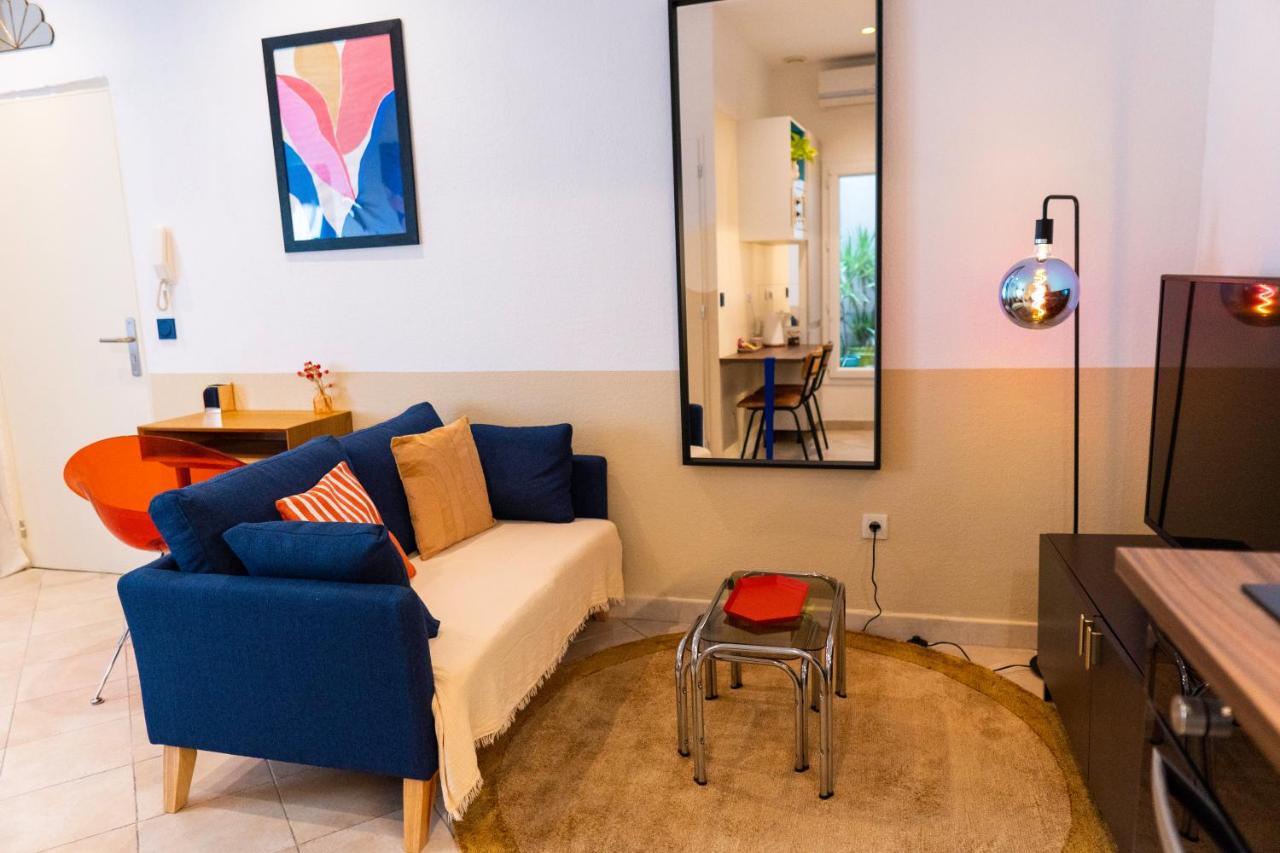 Roma Reva: Design Et Home Cinema Nîmes Exteriér fotografie