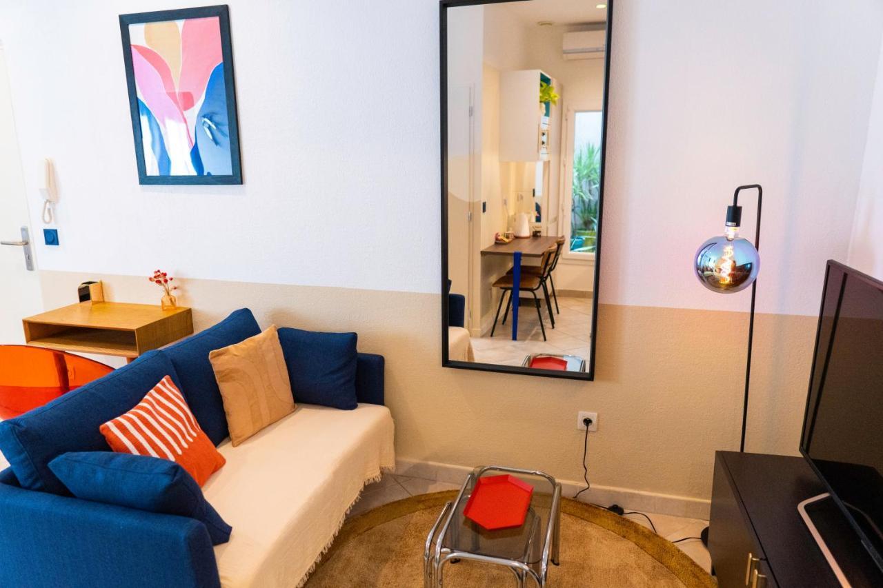 Roma Reva: Design Et Home Cinema Nîmes Exteriér fotografie